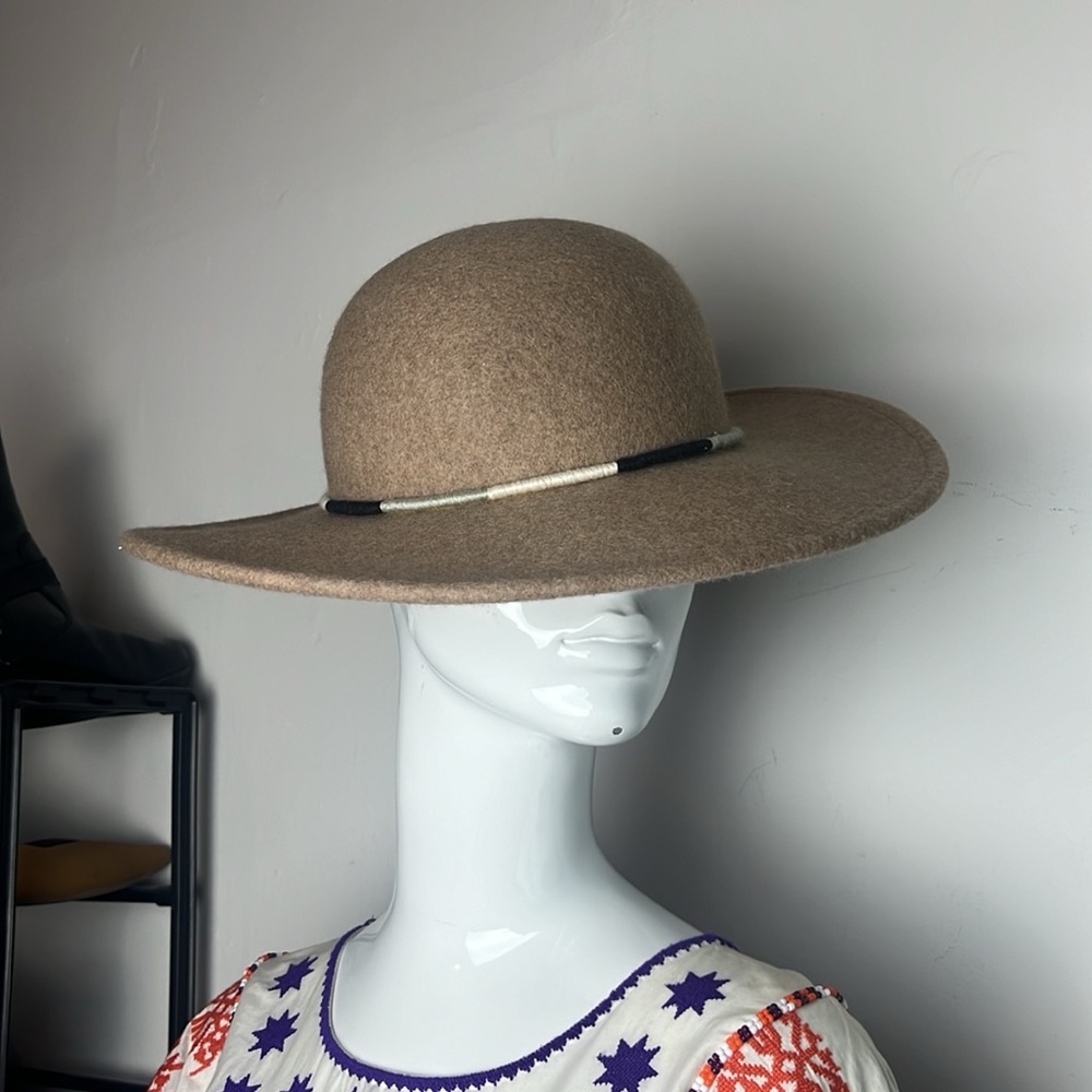 World Market 22" Round Wool Hat Fall Boho - Picture 3 of 4